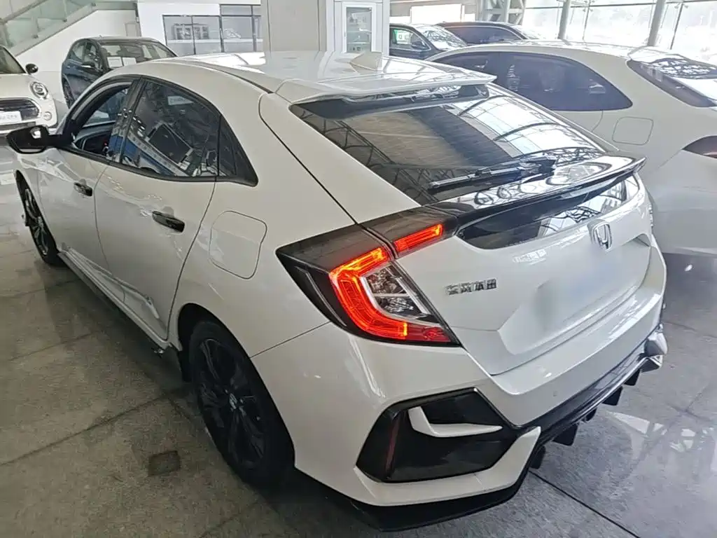 Honda Civic — фото 5