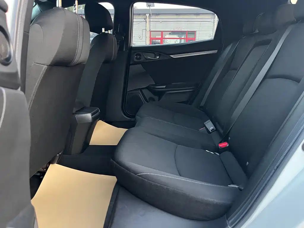 Honda Civic — фото 11