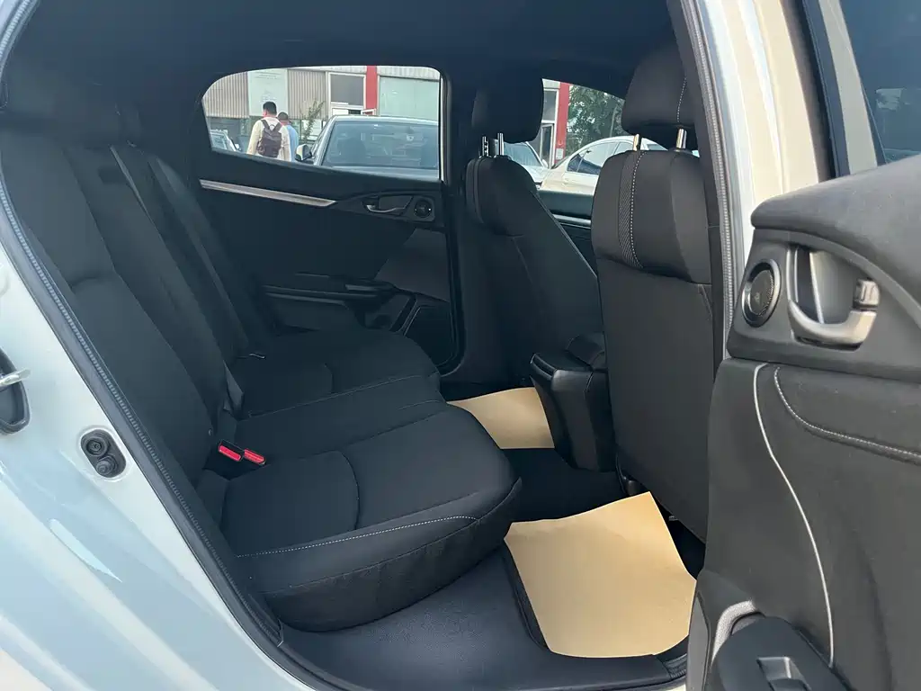 Honda Civic — фото 13