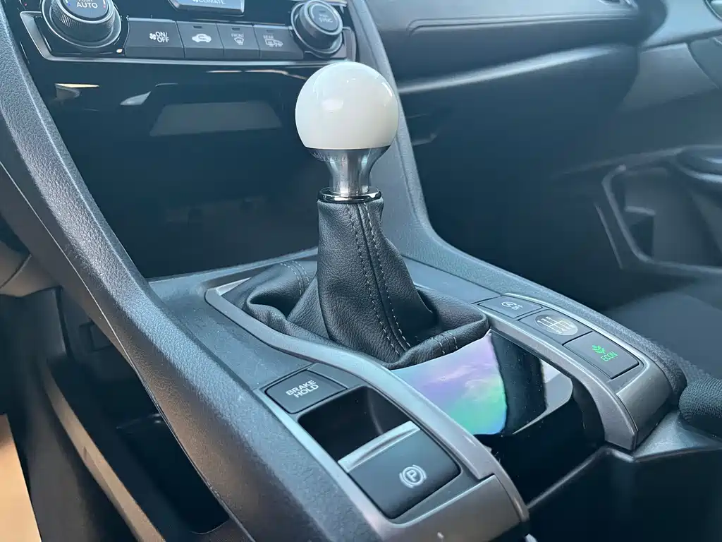 Honda Civic — фото 14