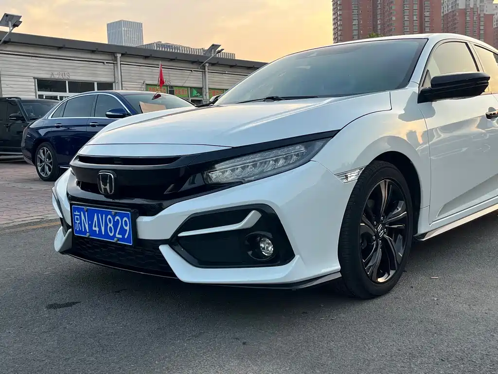Honda Civic — фото 6