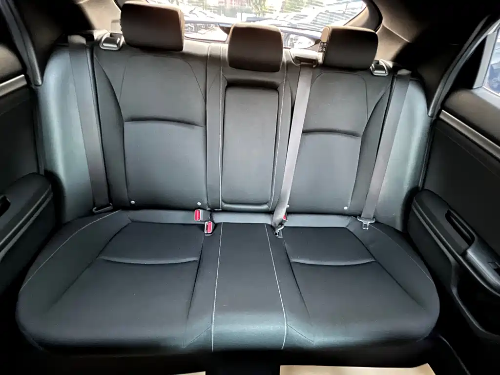 Honda Civic — фото 9