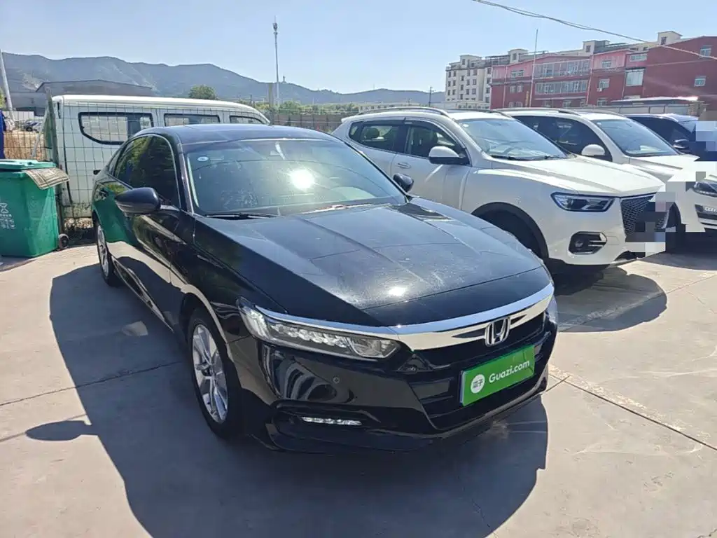 Honda Accord — фото 4