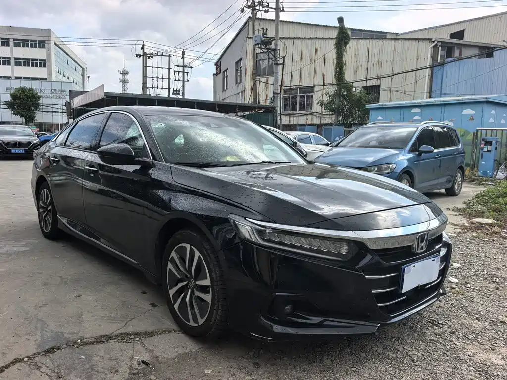Honda Accord — фото 3