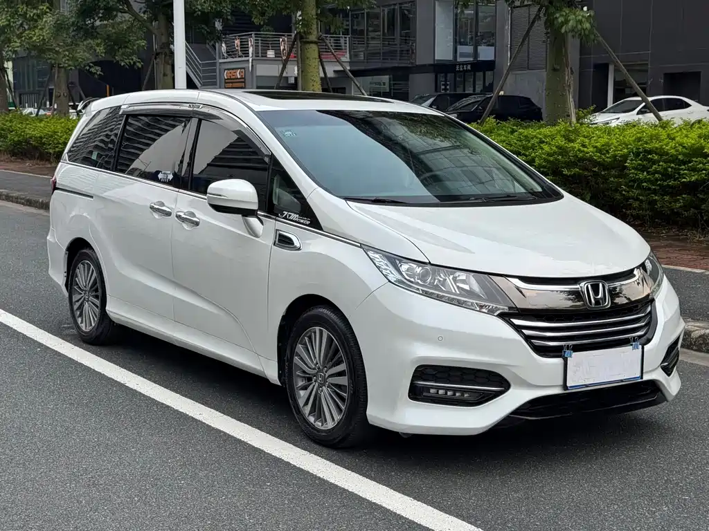 Honda Odyssey — фото 3