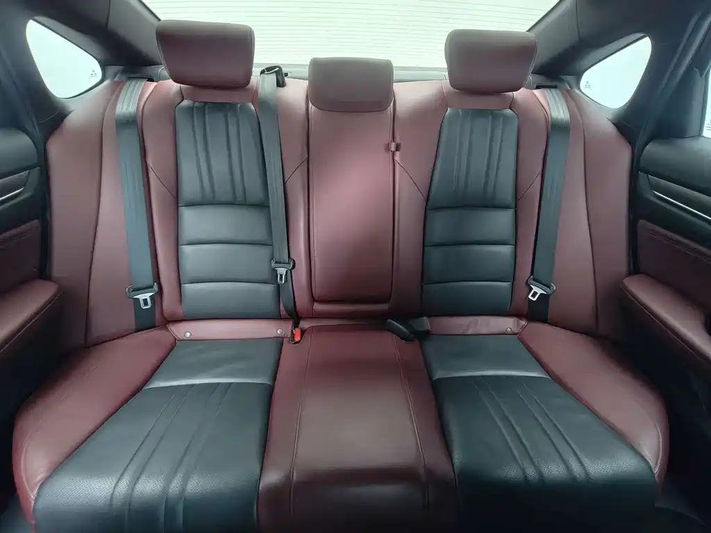 Honda Inspire — фото 15