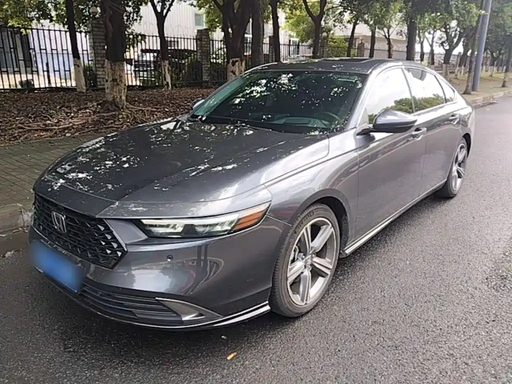 Honda Accord — фото 2