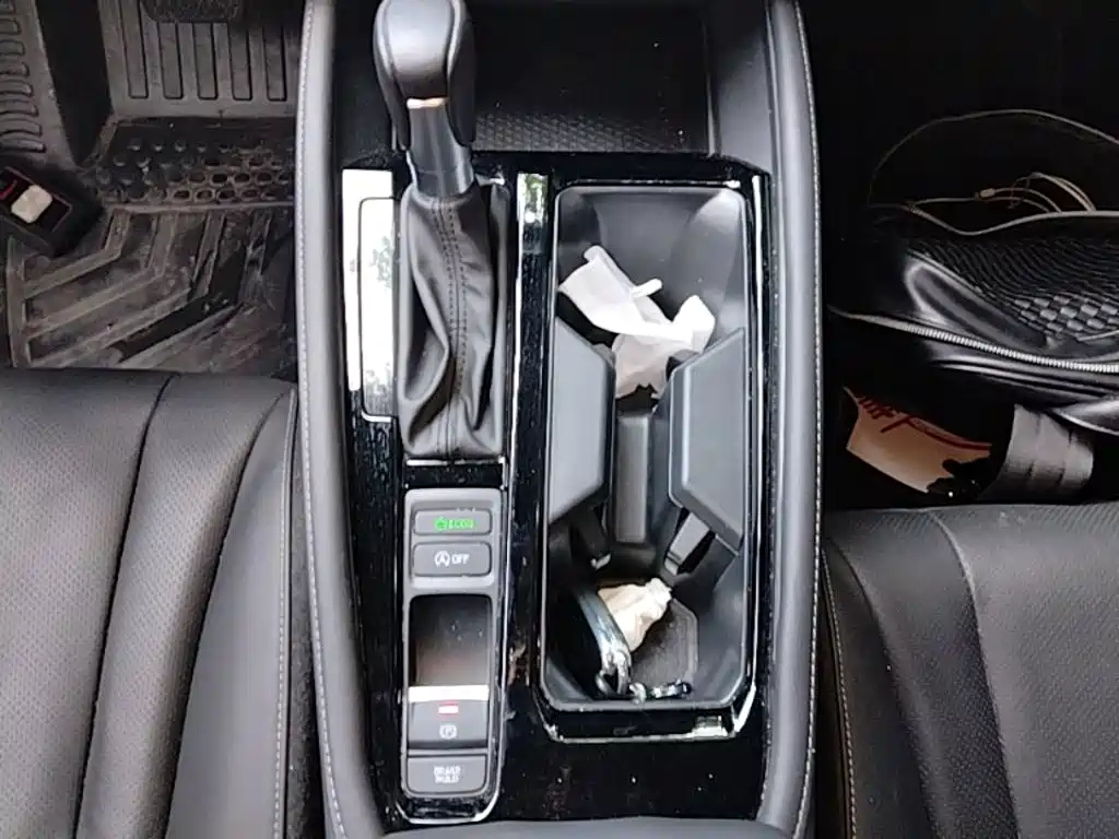 Honda Accord — фото 14