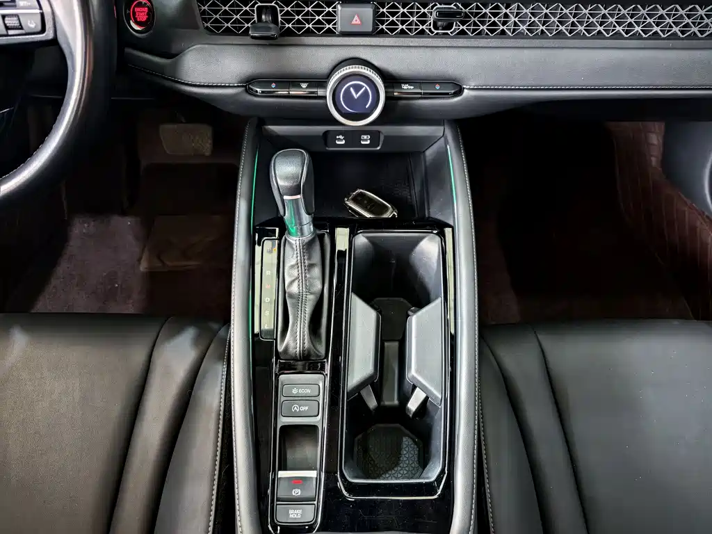 Honda Accord — фото 10