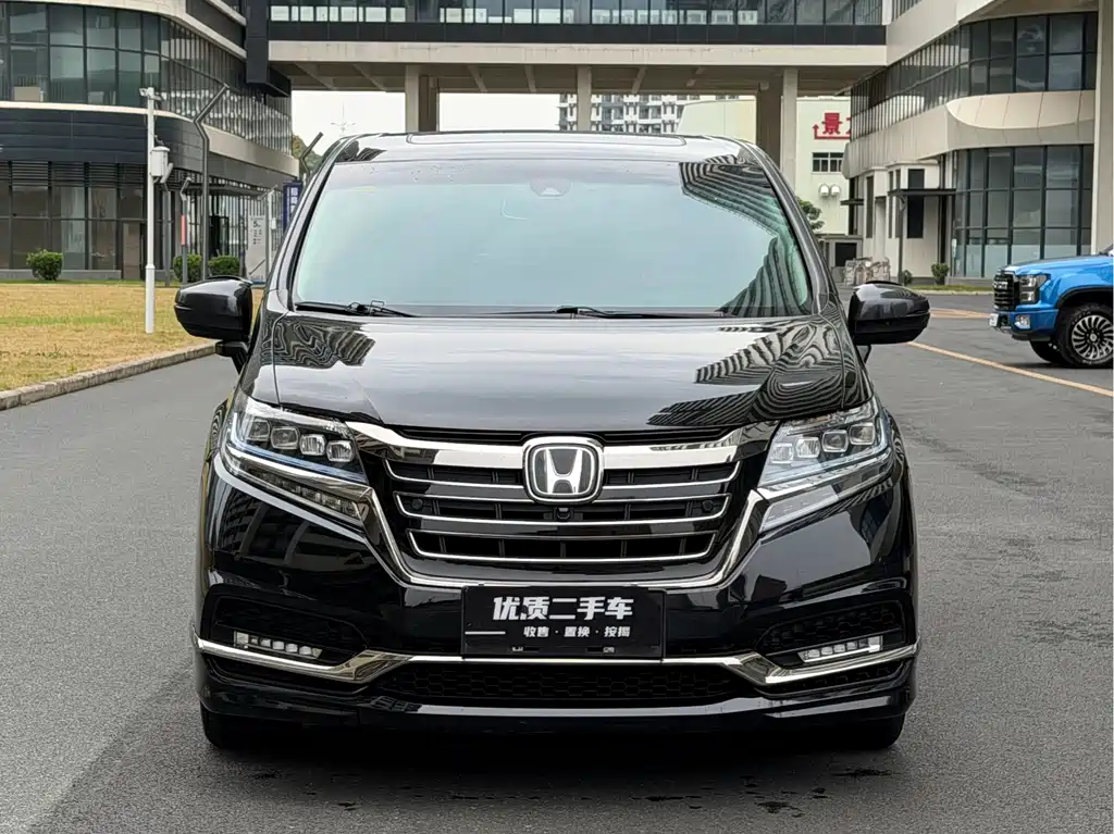 Honda Elysion — фото 2