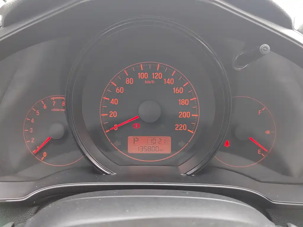 Honda Fit — фото 8