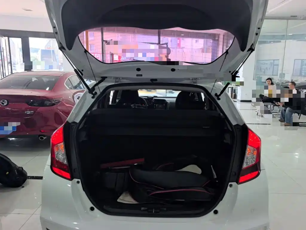 Honda Fit — фото 19
