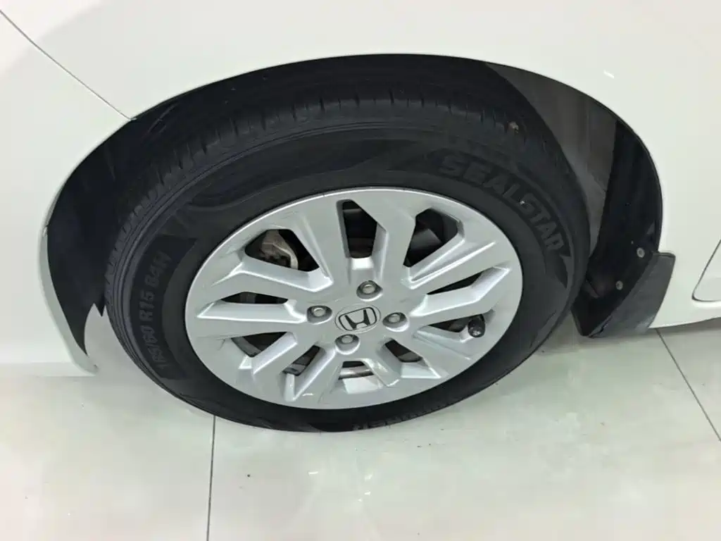 Honda Fit — фото 23