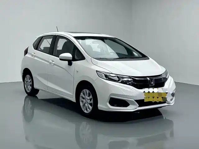 Honda Fit — фото 3