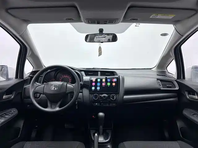 Honda Fit — фото 4