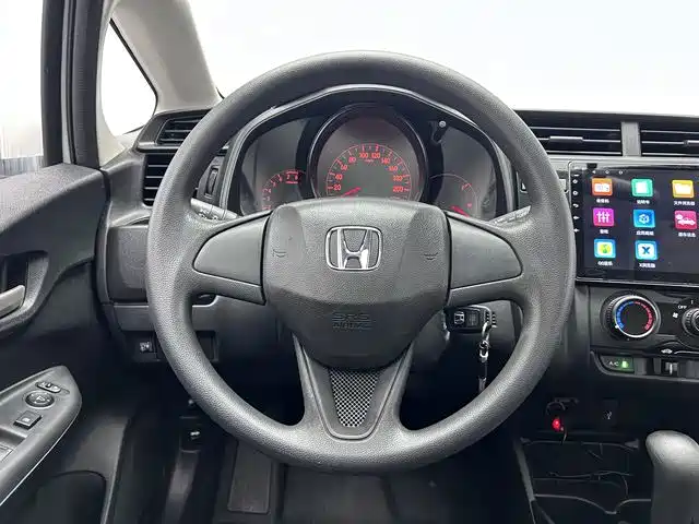 Honda Fit — фото 6