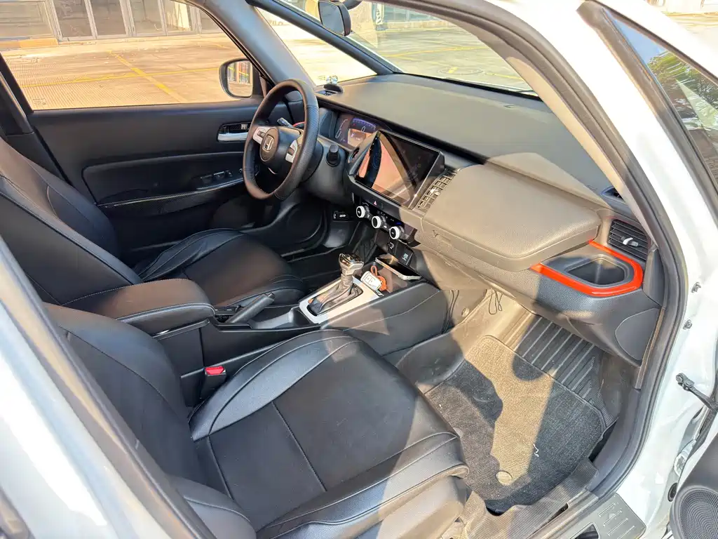 Honda Fit — фото 9
