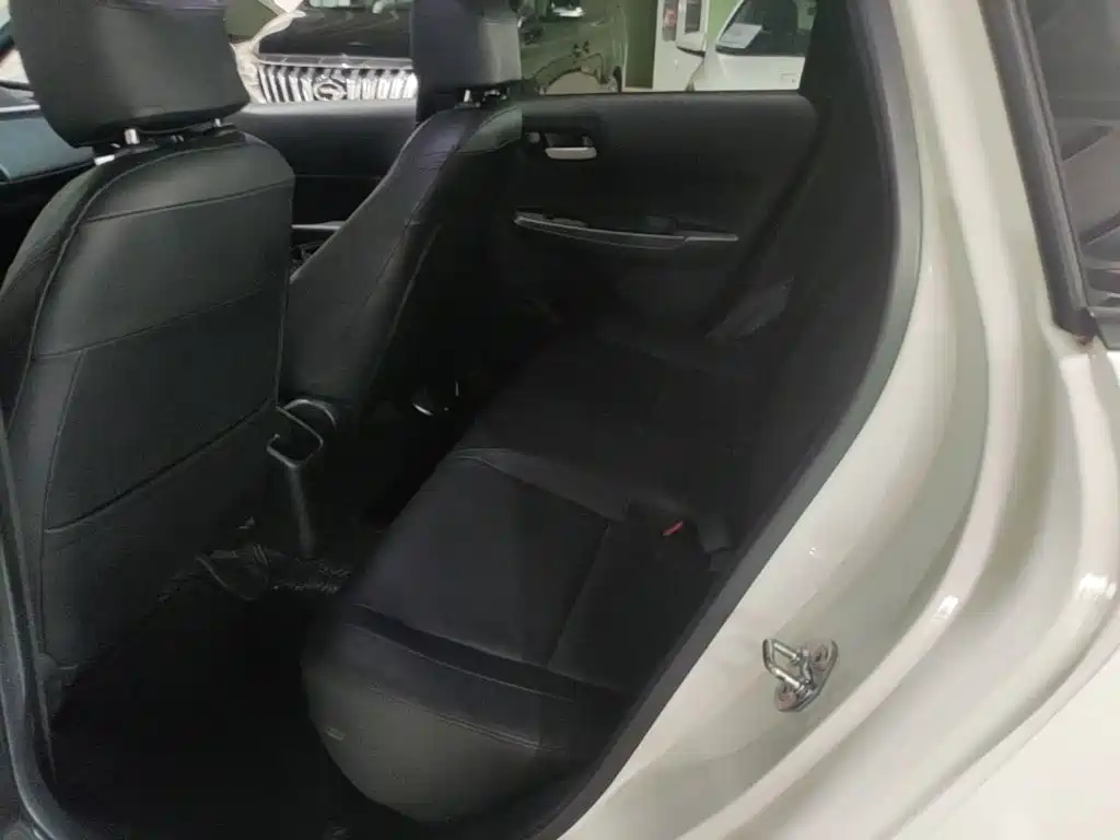 Honda Fit — фото 17