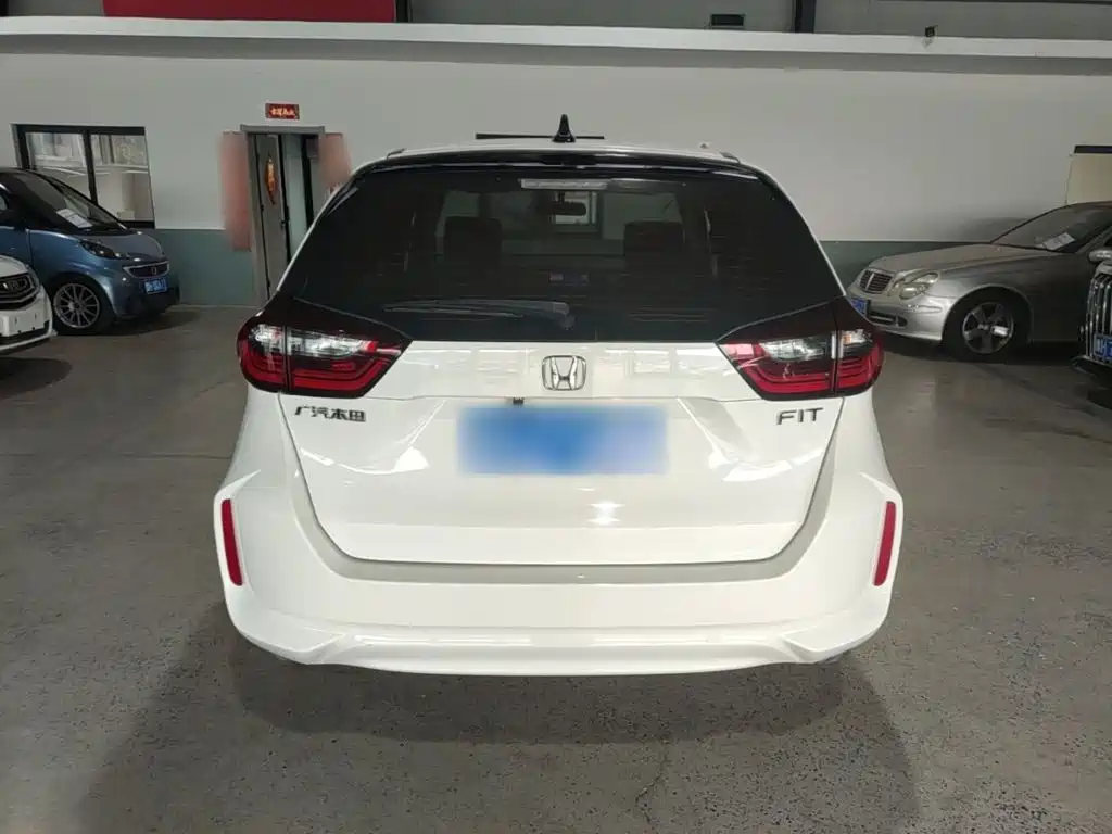 Honda Fit — фото 6