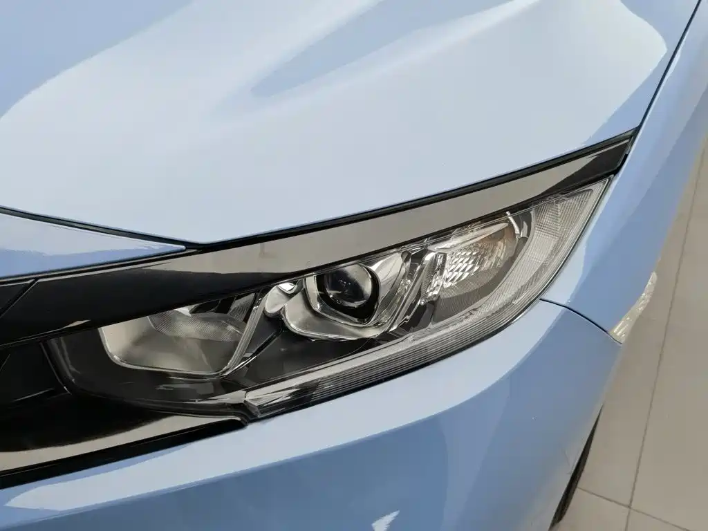Honda Civic — фото 7