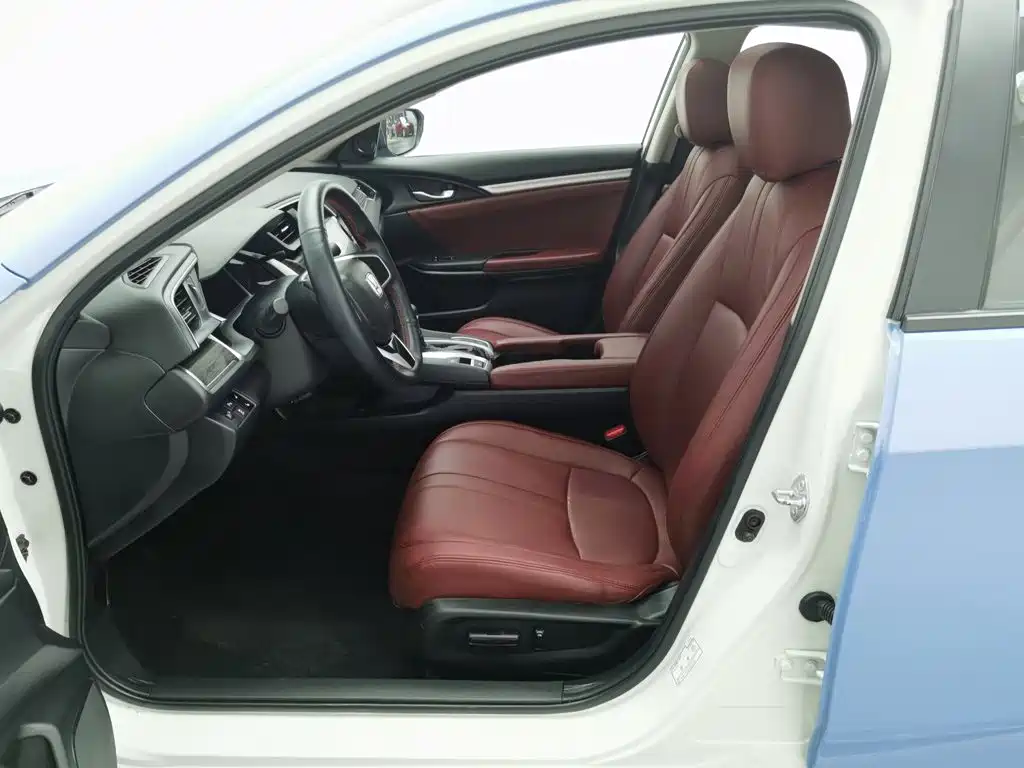 Honda Civic — фото 10