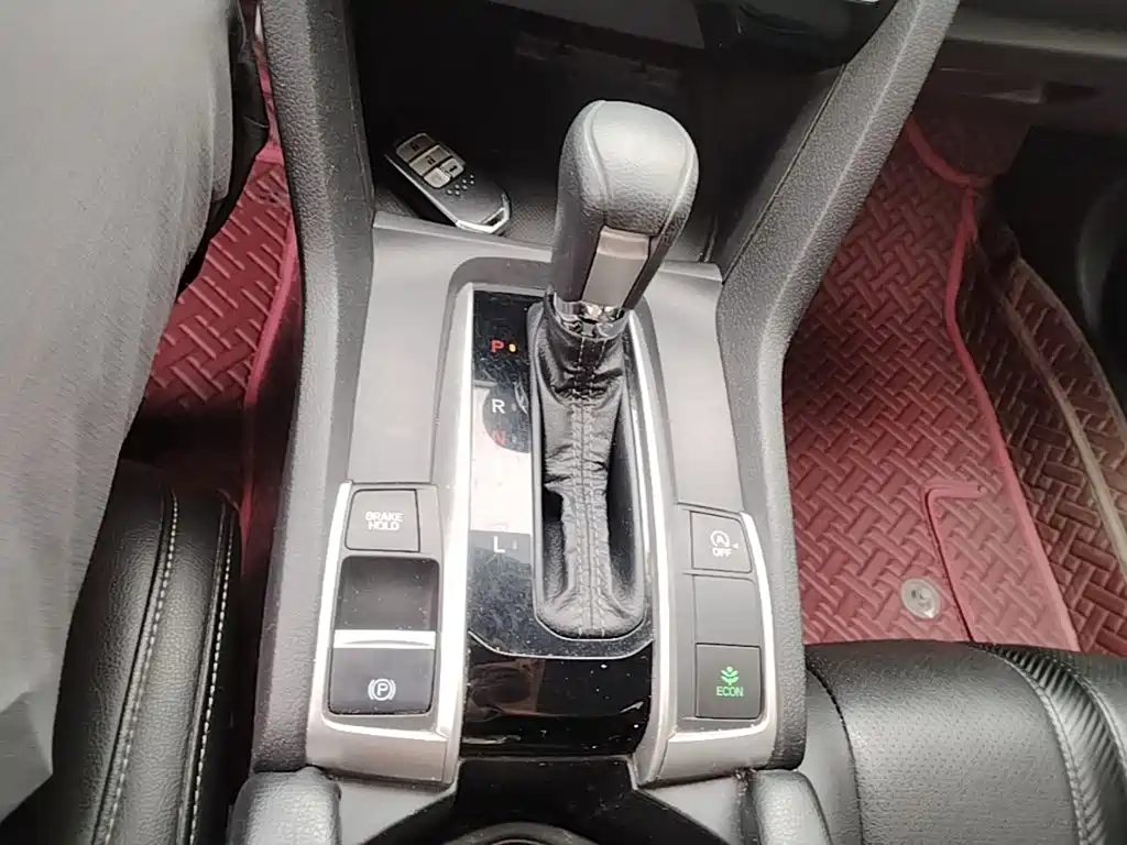 Honda Civic — фото 14