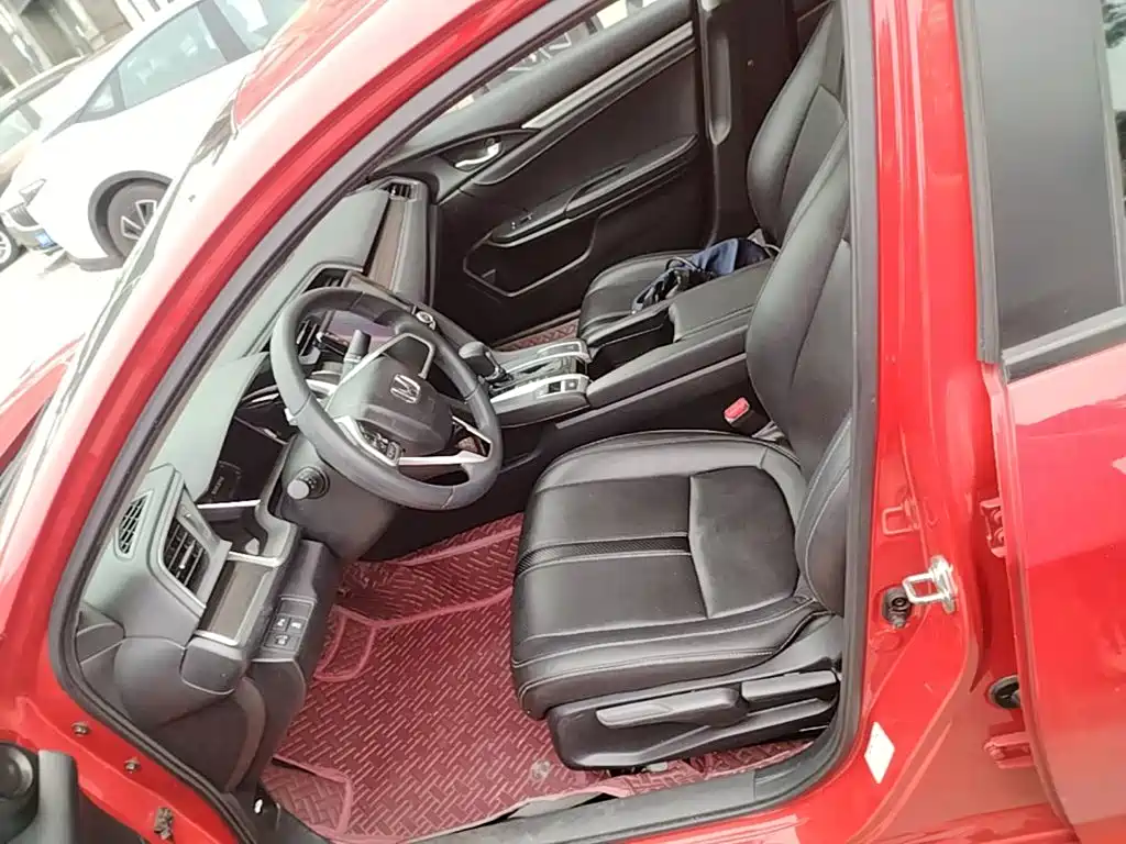 Honda Civic — фото 15