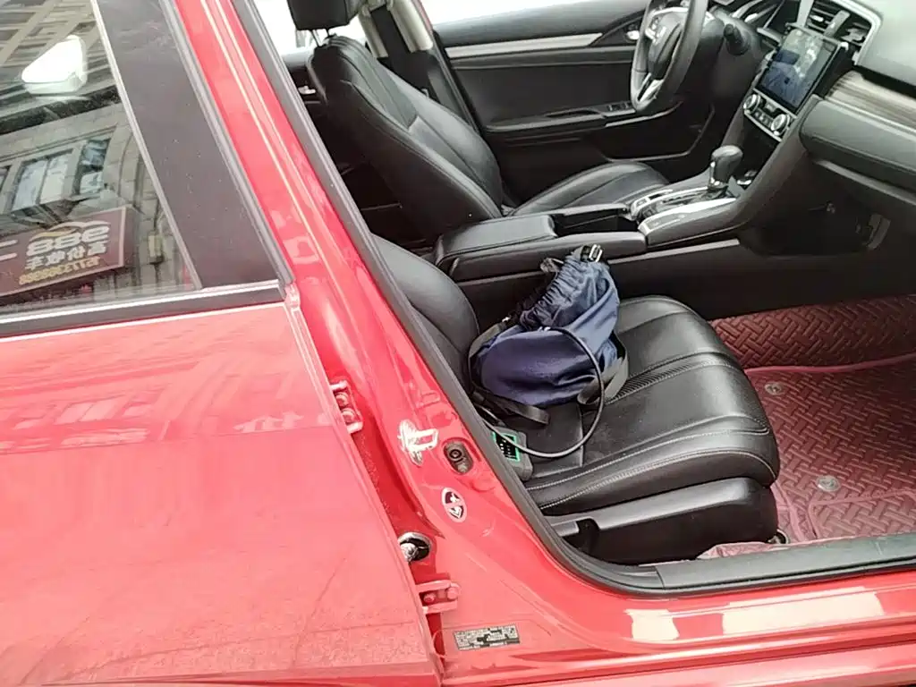 Honda Civic — фото 25