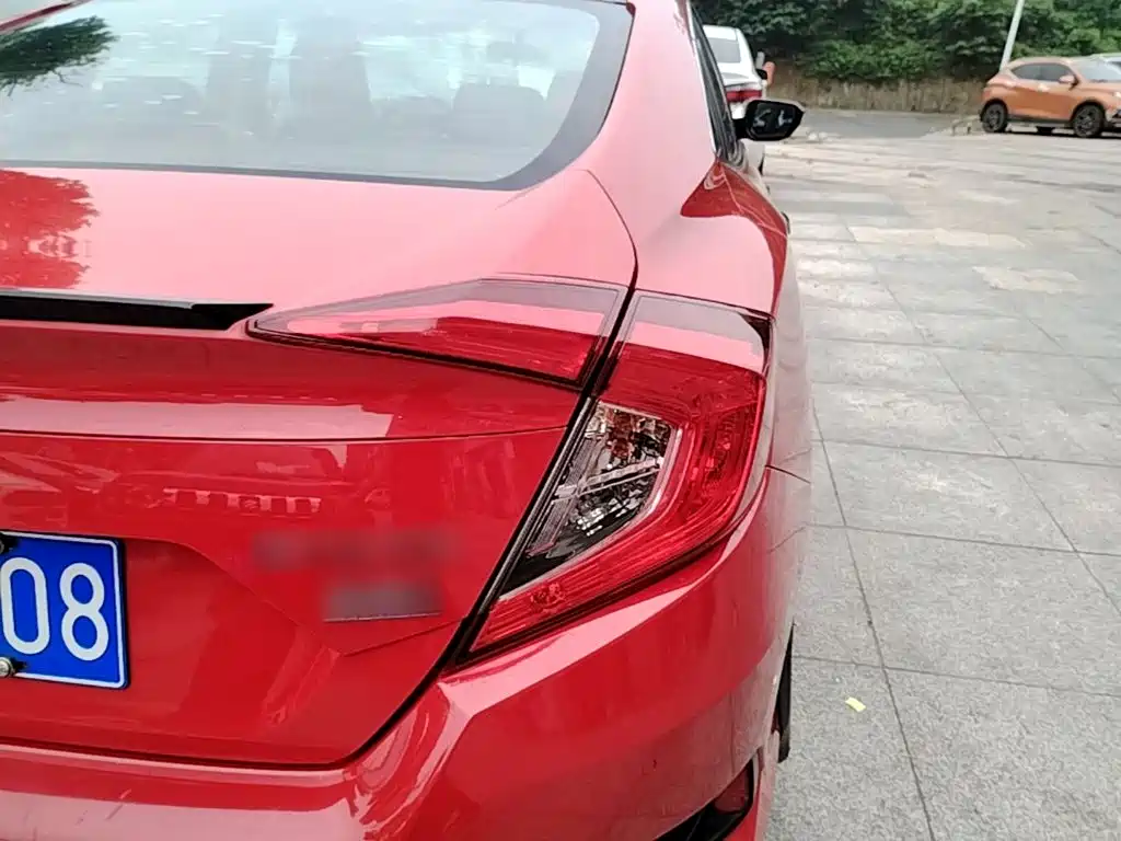 Honda Civic — фото 8