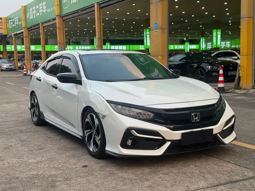 Honda Civic — фото 3