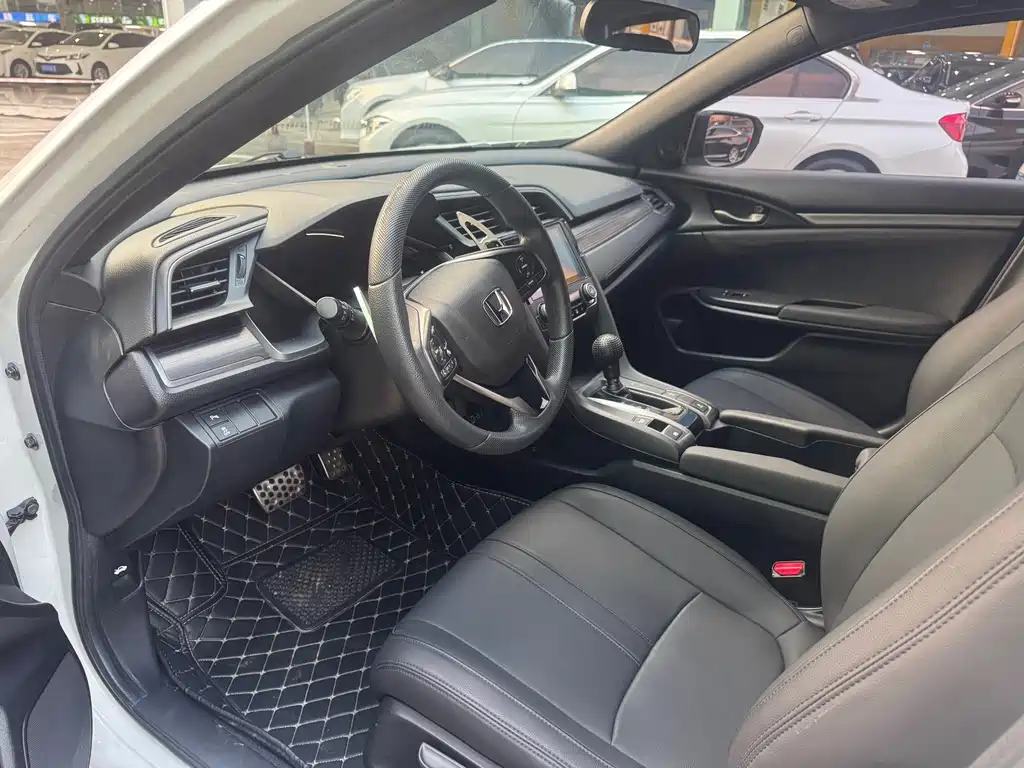 Honda Civic — фото 4