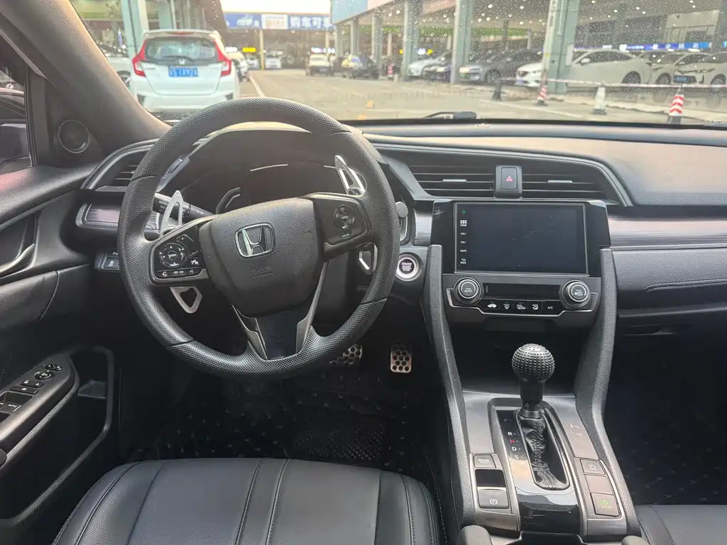 Honda Civic — фото 5