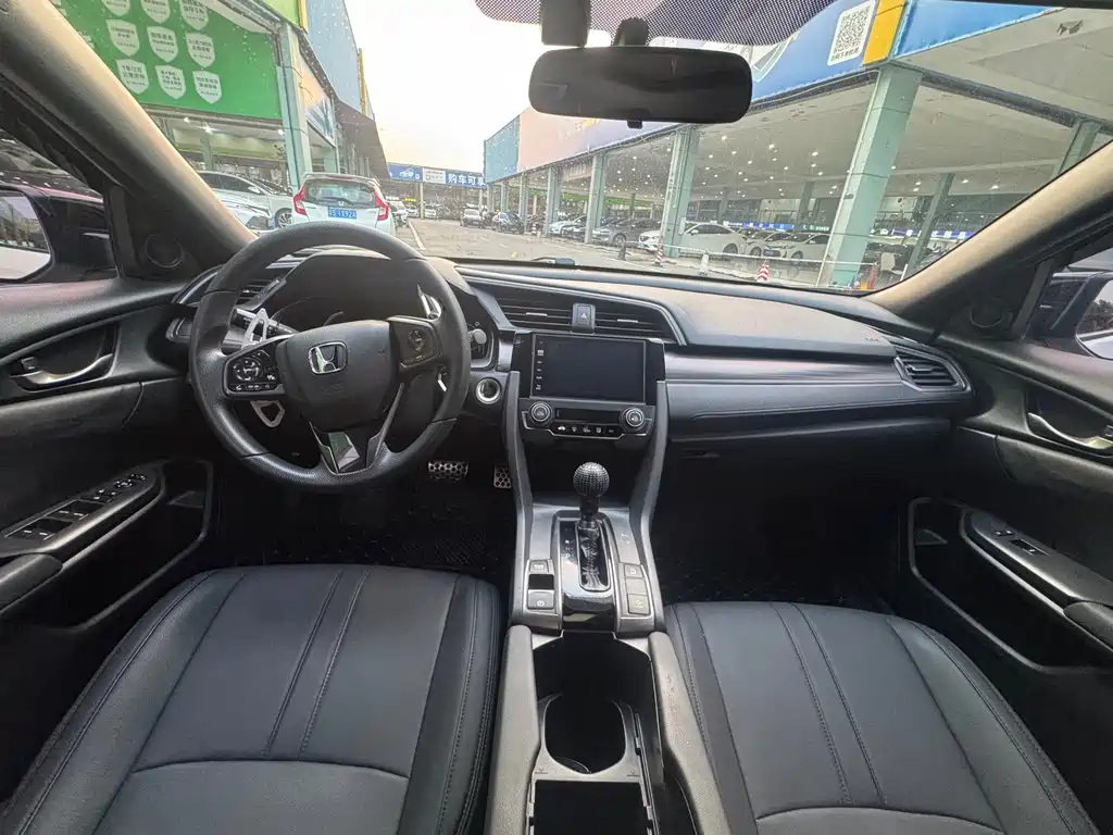 Honda Civic — фото 6