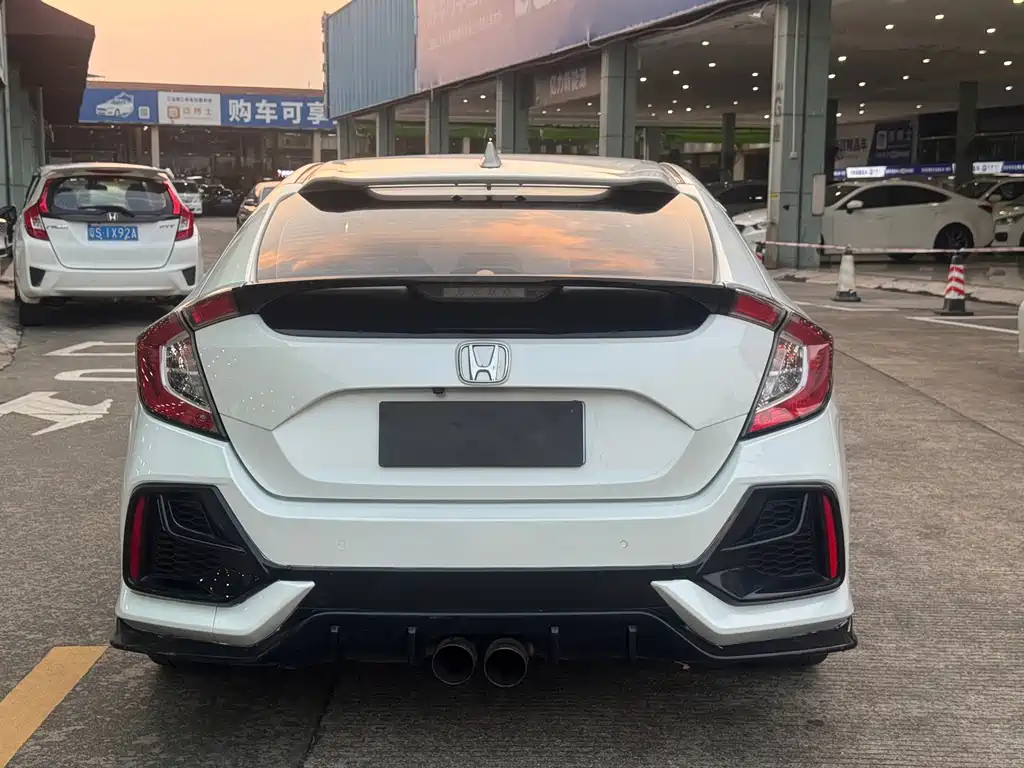 Honda Civic — фото 9