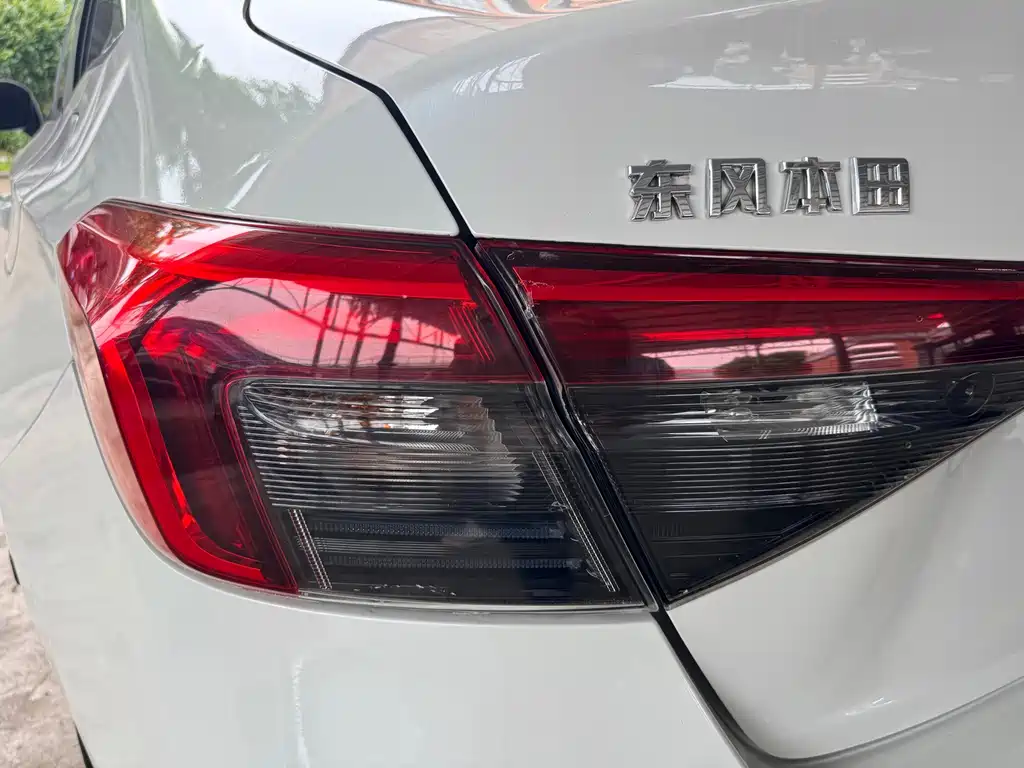 Honda Civic — фото 6