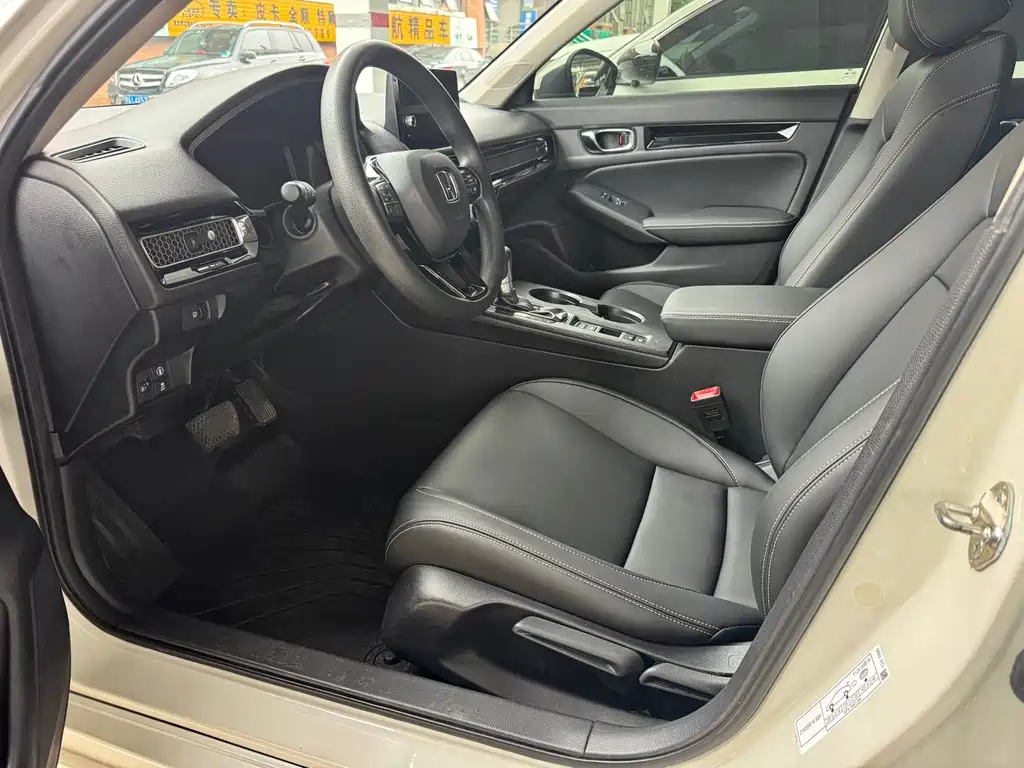 Honda Civic — фото 7