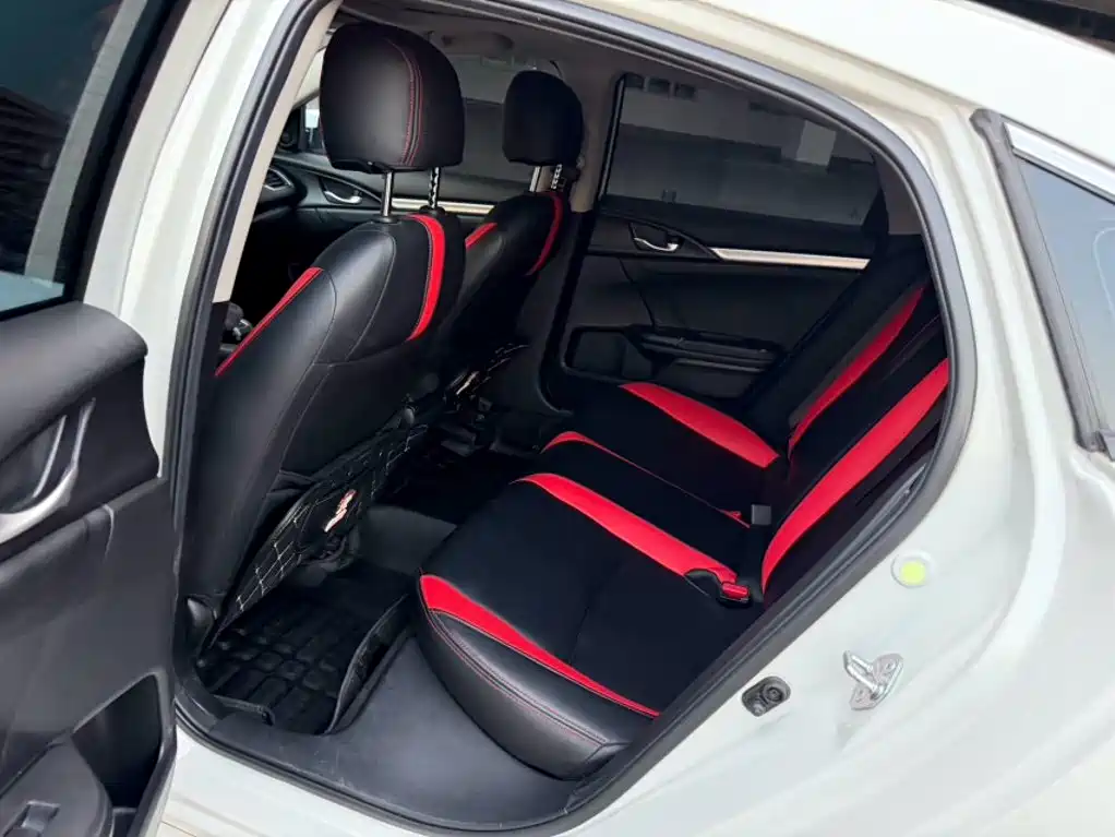 Honda Civic — фото 14