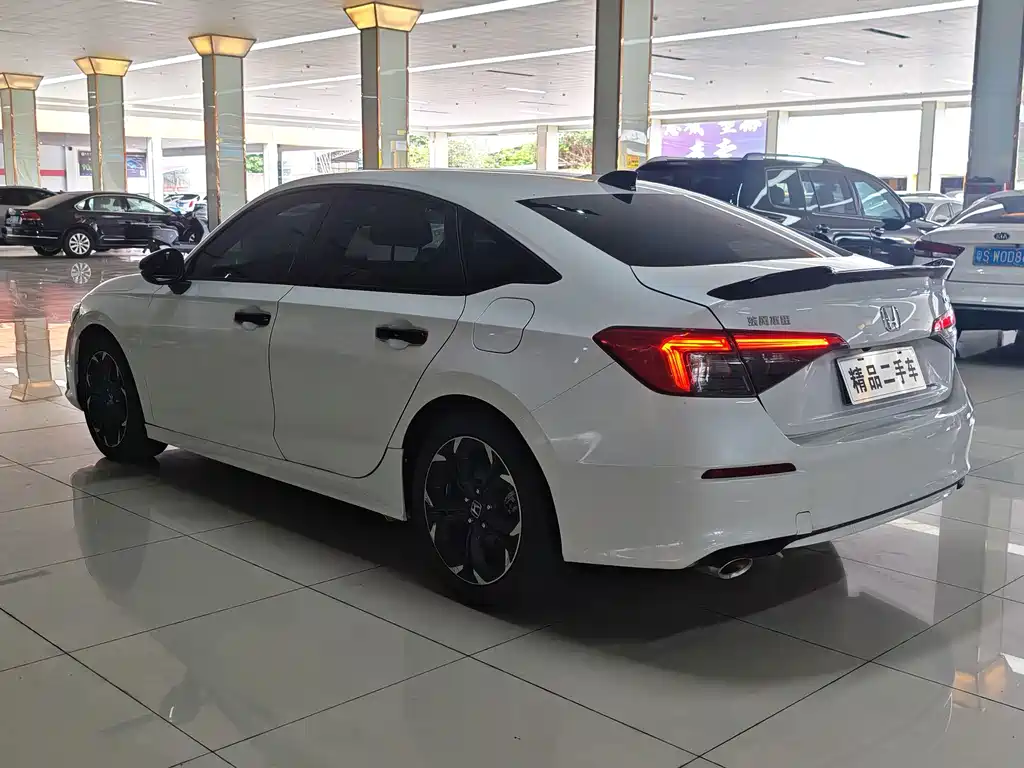 Honda Civic — фото 5