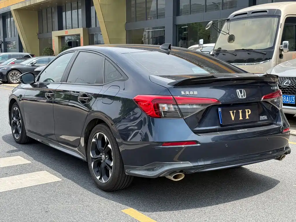 Honda Civic — фото 7