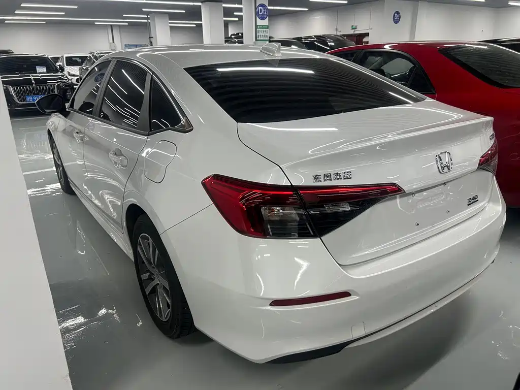 Honda Civic — фото 13