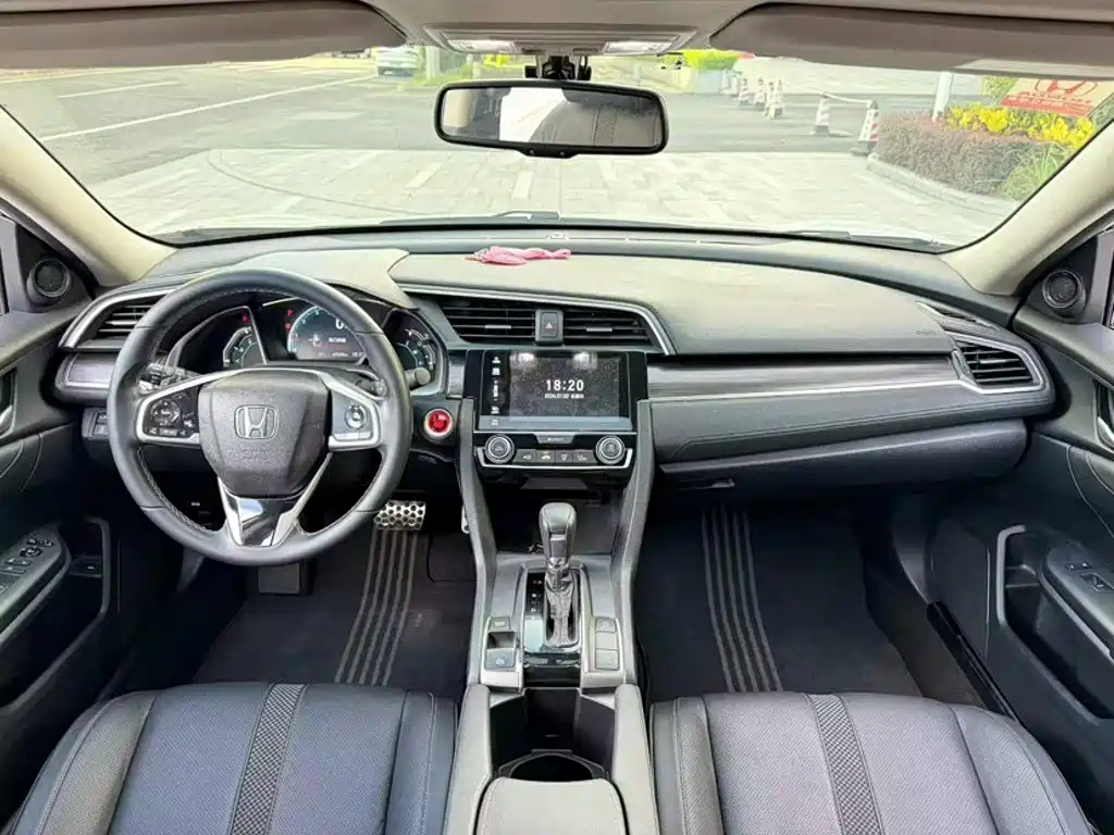 Honda Civic — фото 19