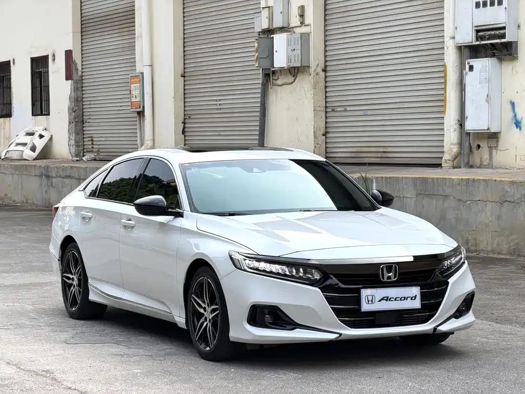 Honda Accord — фото 4