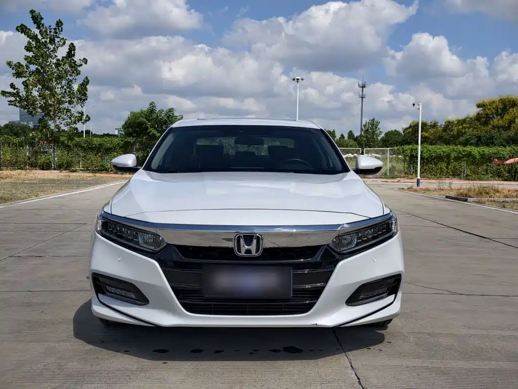Honda Accord — фото 21