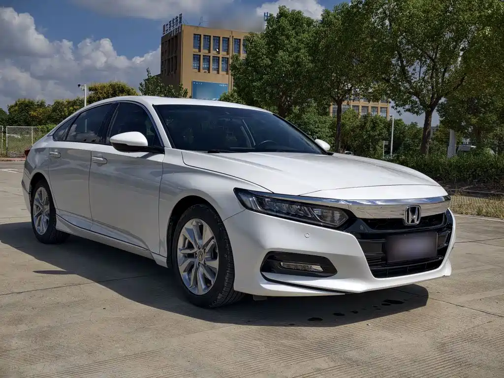 Honda Accord — фото 22