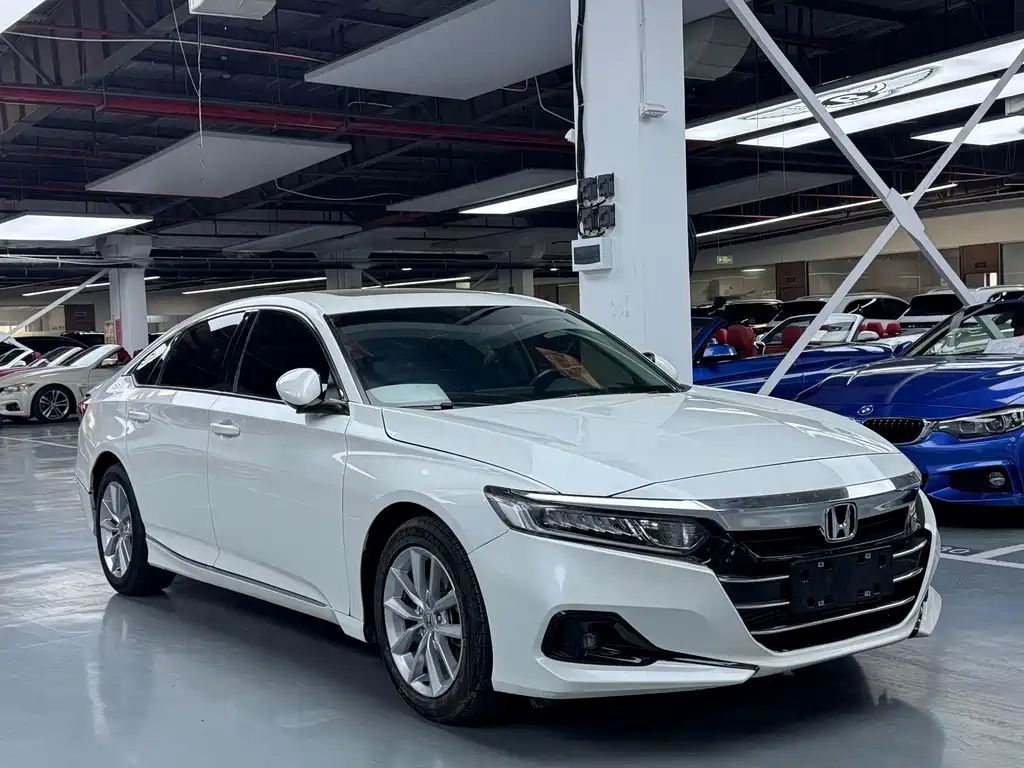 Honda Accord — фото 3
