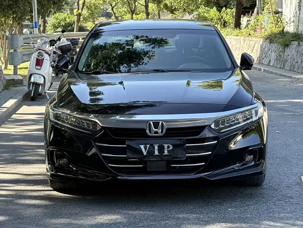 Honda Accord — фото 2