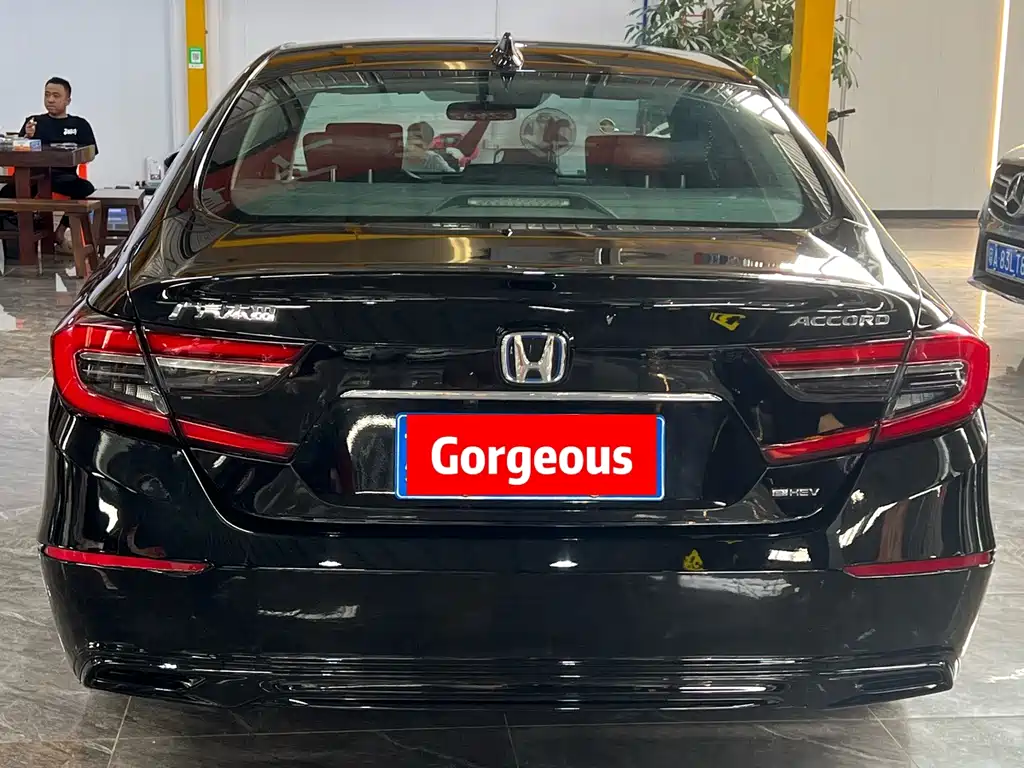 Honda Accord — фото 3