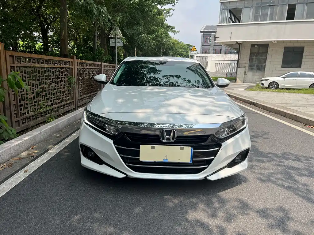 Honda Accord — фото 2