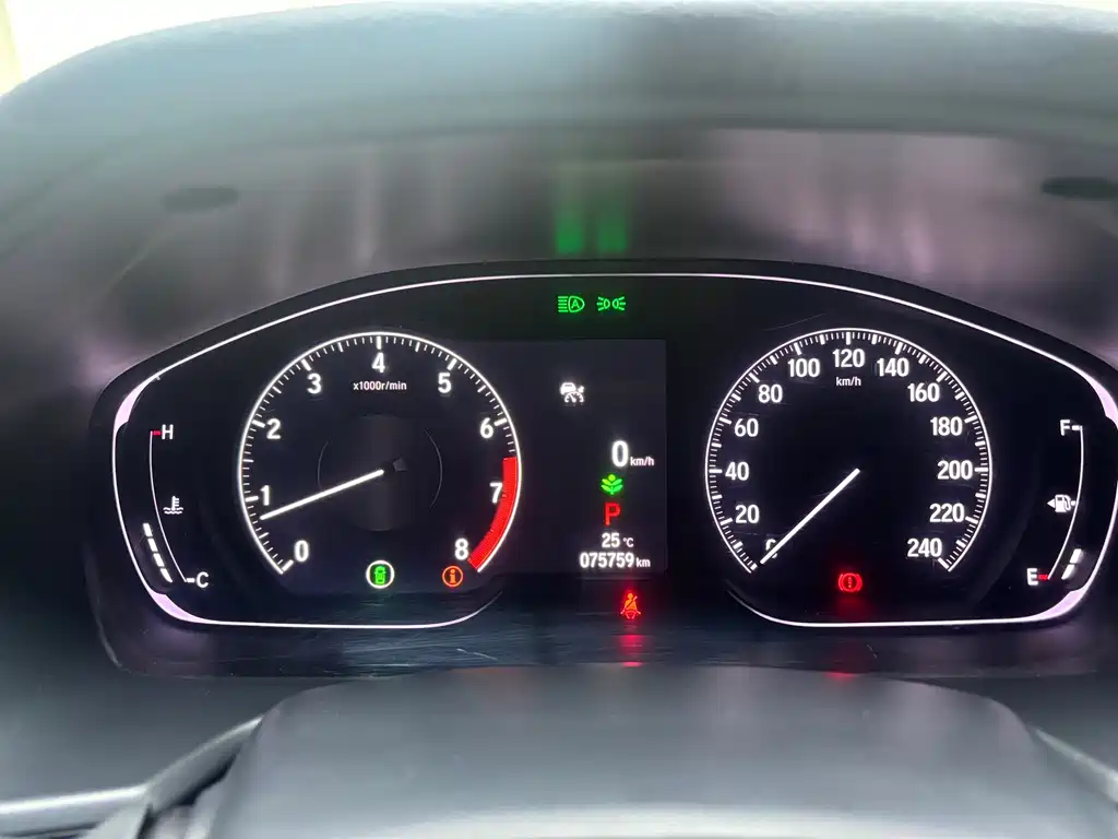 Honda Accord — фото 14