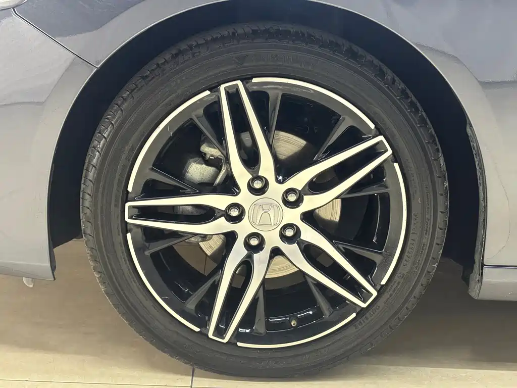 Honda Accord — фото 5